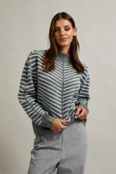 Sweter z półgolfem i paskami szary. Szare swetry MOODO, l, bez wzorów, z elastanu, bez ramiączek. W wyprzedaży za 59.99 zł.