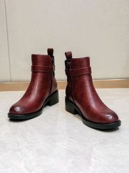 Sixth Sens Botki w kolorze czerwonym rozmiar: 39. Czerwone botki Sixth Sens, bez wzorów, bez obcasa, bez zapięcia. Za 237.73 zł.