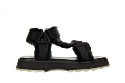 Sandały Emu Raven Black 119160, Czarny, Futro naturalne - 40. Czarne sandały EMU, bez wzorów, z futra, eleganckie, bez obcasa, bez zapięcia. W wyprzedaży za 179.10 zł.