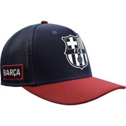 Czapka z daszkiem FC Barcelona - oficjalna licencjonowana. Czapki z daszkiem FC Barcelona, bez wzorów, sportowe. Za 99.00 zł.
