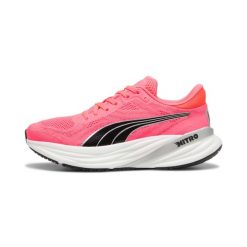 Damskie buty do biegania Puma Magnify Nitro 2 Fade. Czerwone buty do biegania Puma, bez wzorów, z dzianiny, bez zapięcia, do biegania. Za 409.99 zł.