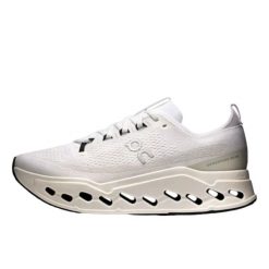 On Running Cloudsurfer Max Triple White. Białe buty sportowe lifestyle On, bez wzorów, sportowe, bez zapięcia. Za 1,206.90 zł.