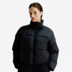 Kurtka Crop damska Lifetech. Czarne kurtki Decathlon, na zimę, s, bez wzorów, z materiału, eleganckie, bez kaptura. Za 219.99 zł.