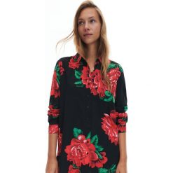 Koszula w kwiaty z wiskozy - Czarny. Czarne koszule Reserved, bez wzorów, z wiskozy, bez kołnierzyka, bez ramiączek. Za 109.99 zł.