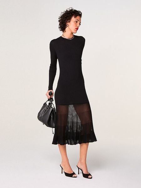 Rodier Sukienka w kolorze czarnym rozmiar: L. Czarne sukienki Rodier, l, bez wzorów, prążkowane, bez kołnierzyka, bez ramiączek, midi. Za 500.99 zł.