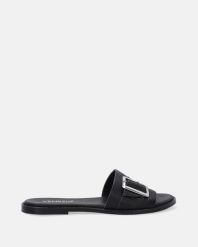 CZARNE KLAPKI Z KLAMRĄ MRZ00079 BLACK. Czarne klapki Venezia, bez wzorów, ze skóry, bez obcasa, bez zapięcia. Za 239.00 zł.