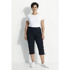 Damskie Funkcyjne rozciągliwe rybaczki proste nogawki hydrofobowe. Czarne spodnie sportowe Ulla Popken, bez wzorów, z elastanu, długie. Za 389.99 zł.