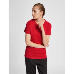 Koszulka damska Hummel Red Basic. Szare t-shirty sportowe Hummel, xl, bez wzorów, z bawełny, bez ramiączek. Za 110.00 zł.