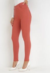 Pomarańczowe Spodnie Skinny z Wysokim Stanem Ninga. Brązowe jeansy Born2be, l, bez wzorów, z jeansu, z podwyższonym stanem. Za 69.99 zł.