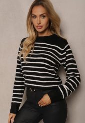 Czarny Casualowy Sweter w Paski o Prostym Kroju Riavelleth. Czarne swetry Renee, bez wzorów, z jeansu, casualowe, bez ramiączek. W wyprzedaży za 119.99 zł.
