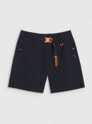 4F Spodenki casual damskie - czarne XXL. Czarne szorty 4f, bez wzorów, z dresówki, casualowe. W wyprzedaży za 99.99 zł.