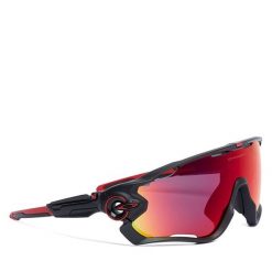Okulary przeciwsłoneczne Oakley. Czarne okulary przeciwsłoneczne Oakley, bez wzorów. Za 1,089.00 zł.