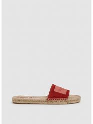 Pepe Jeans FOOTWEAR Skórzane klapki w kolorze czerwonym rozmiar: 37. Czerwone klapki Pepe Jeans FOOTWEAR, bez wzorów, z jeansu, klasyczne, z otwartym noskiem, bez obcasa, bez zapięcia. Za 91.34 zł.