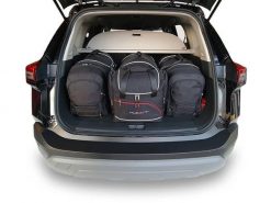 Torby Do Bagażnika Nissan X-Trail Hev 2022+ 4Szt Kjust. Czarne torby podróżne KJUST, bez wzorów, z kauczuku. Za 1,332.00 zł.