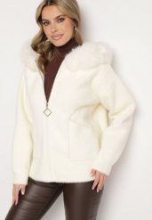 Jasnobeżowa Bluza z Wełną Kapturem i Kieszeniami Zdobiona Futrem Yasiti. Brązowe bluzy Born2be, l, z aplikacjami, z jeansu, eleganckie, bez ramiączek, z kapturem. W wyprzedaży za 208.24 zł.