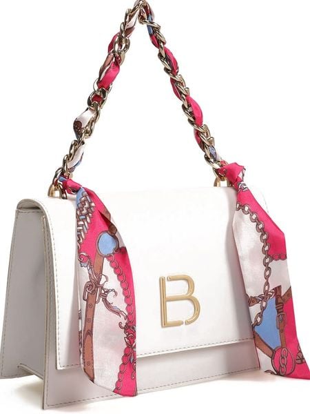 Lucky Bees Torebka w kolorze białym - 23 x 16 x 9 cm rozmiar: onesize. Białe torebki klasyczne Lucky Bees, bez wzorów, z materiału, przez ramię, bez dodatków. Za 86.99 zł.