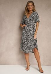 Czarna Rozkloszowana Sukienka z Bawełny Zdobiona Kwiatowym Printem Arirelle. Czarne sukienki Renee, na imprezę, l, z aplikacjami, z bawełny, eleganckie, bez kołnierzyka, bez ramiączek, midi, rozkloszowane. W wyprzedaży za 55.99 zł.