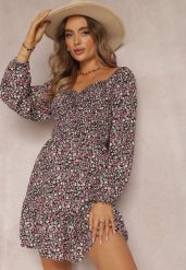 Czarna Sukienka Pheliala. Czarne sukienki Renee, na imprezę, m, z aplikacjami, bez kołnierzyka, bez ramiączek, maxi, dopasowane. W wyprzedaży za 69.99 zł.