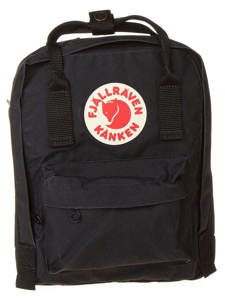 FJÄLLRÄVEN Plecak "Kanken" w kolorze czarnym - 20 x 29 x 13 cm rozmiar: onesize. Czarne plecaki Fjällräven, bez wzorów, z materiału, bez dodatków. Za 350.56 zł.
