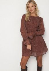 Brązowa Rozkloszowana Sukienka Vices z Bufiastymi Rękawami w Kropki Eriane. Brązowe sukienki Born2be, na co dzień, l, bez wzorów, eleganckie, bez kołnierzyka, bez ramiączek, mini, proste. Za 109.99 zł.