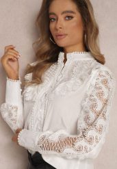 Biała Koszula Meridtila. Białe koszule Renee, m, z aplikacjami, z koronki, eleganckie, bez kołnierzyka, bez ramiączek. W wyprzedaży za 91.99 zł.