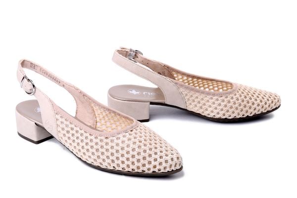 RIEKER 47060-60 beige, czółenka damskie. Brązowe czółenka Rieker, na lato, bez wzorów, bez obcasa, bez zapięcia. Za 239.92 zł.