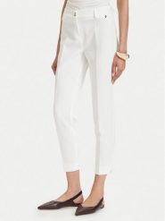 Maryley Spodnie materiałowe 26EB52Z/43VA Kremowy Regular Fit. Białe spodnie materiałowe Maryley, bez wzorów, z materiału. Za 239.99 zł.