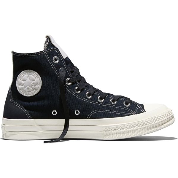Buty sportowe Converse Chuck 70. Czarne buty treningowe Converse, bez wzorów, z materiału, bez zapięcia. Za 490.00 zł.