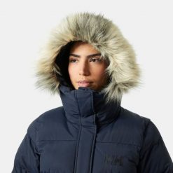 Parka dla kobiet Helly Hansen Aria. Niebieskie płaszcze Helly Hansen, na zimę, bez wzorów, eleganckie, bez kaptura. W wyprzedaży za 1,398.50 zł.