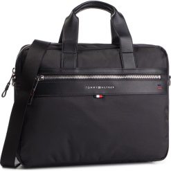 Torba na laptopa TOMMY HILFIGER - Elevated Computer Bag AM0AM02962 002. Czarne torby na laptopa Tommy Hilfiger, bez wzorów, z materiału. W wyprzedaży za 329.00 zł.