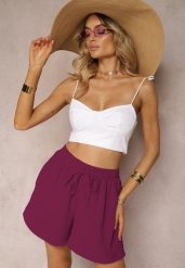 Ciemnofioletowe Szorty o Luźnym Kroju High Waist z Gumką w Talii Vimallora. Fioletowe szorty Renee, bez wzorów, eleganckie. W wyprzedaży za 39.99 zł.