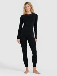 4F Bielizna termoaktywna bezszwowa z wełną merino (dół) damska - czarna M/L. Czarna bielizna termoaktywna damska 4f, bez wzorów, ze skóry, bez ramiączek, narciarskie. Za 249.99 zł.