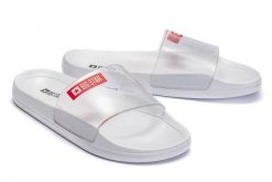 BIG STAR DD274A259 czerwony, klapki damskie. Białe klapki BIG STAR, bez wzorów, retro, bez obcasa, bez zapięcia. Za 69.99 zł.