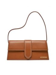JACQUEMUS Torebka Le Bambino Long 221BA013-3072 Brązowy. Brązowe torebki klasyczne JACQUEMUS, bez wzorów, ze skóry, bez dodatków. Za 3,699.00 zł.