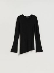 Sweter z asymetrycznym dołem - czarny. Czarne swetry Reserved, l, bez wzorów, z dzianiny, bez ramiączek. Za 139.99 zł.
