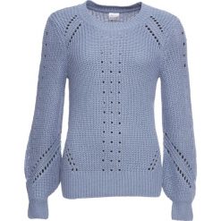 Sweter z dzianiny o splocie dużych oczek z ażurowym wzorem bonprix matowy niebieski. Swetry marki bonprix. Za 84.99 zł.