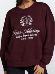 Bluza crewneck - czerwony. Czerwone bluzy Sinsay, l, bez wzorów, bez ramiączek, bez kaptura. W wyprzedaży za 35.99 zł.