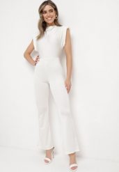 Biały Kombinezon z Rozszerzanymi Nogawkami i Poduszkami w Ramionach Atearai. Białe sukienki Born2be, na co dzień, bez wzorów, eleganckie, bez kołnierzyka, bez ramiączek, mini, kopertowe. Za 129.99 zł.
