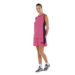 Szorty Errea Becky. Czarne szorty sportowe ERREA, bez wzorów, z materiału, na fitness i siłownię. Za 171.50 zł.