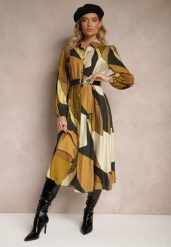 Ciemnozielona Koszulowa Sukienka z Wiskozą Zdobiona Geometrycznym Wzorem z Paskiem w Talii Tifiel. Zielone sukienki Renee, na co dzień, l, z aplikacjami, z wiskozy, eleganckie, bez kołnierzyka, bez ramiączek, midi, dopasowane. W wyprzedaży za 107.99 zł.