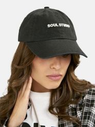 Smith & Soul Czapka w kolorze czarnym rozmiar: onesize. Czarne czapki z daszkiem Smith & Soul, bez wzorów, z bawełny. Za 60.99 zł.