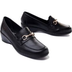 RIEKER 47173-00 black, półbuty damskie. Czarne półbuty wsuwane Rieker, bez wzorów, bez obcasa, na koturnie. Za 309.90 zł.