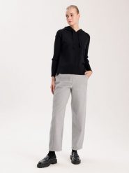 BGN Sweter w kolorze czarnym rozmiar: 36. Czarne swetry BGN, bez wzorów, z wełny, bez ramiączek. Za 100.99 zł.