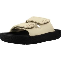 Sandały VEJA EM0221583A Biały. Białe sandały Veja, bez wzorów, ze skóry, bez obcasa, bez zapięcia. Za 745.99 zł.