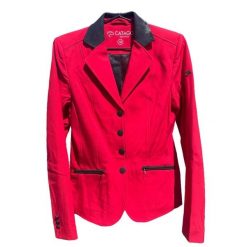Damska kurtka konkursowa Catago Noble. Czerwone kurtki CATAGO, s, bez wzorów, z dżerseju, eleganckie, bez kaptura. Za 917.00 zł.