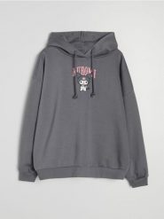 Bluza hoodie z nadrukiem Kuromi - szary. Szare bluzy Sinsay, l, bez wzorów, bez ramiączek, bez kaptura. Za 59.99 zł.