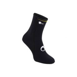 Skarpety nurkowe SCD 100 z neoprenu 3 mm. Czarne skarpetki SUBEA, bez wzorów, z neoprenu. Za 59.99 zł.