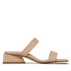 Klapki Eva Longoria. Brązowe klapki Eva Longoria, bez wzorów, bez obcasa, bez zapięcia. Za 399.99 zł.