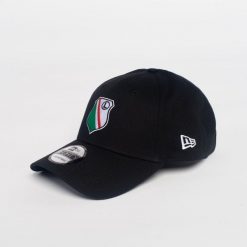Second Life - Czapka z daszkiem New Era Legia Warszawa - Stan Doskonały. Czarne czapki z daszkiem New Era, bez wzorów, z bawełny. Za 118.99 zł.