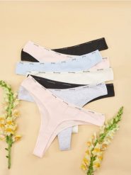 Bawełniane stringi 7 pack - wielobarwny. Stringi Sinsay, bez wzorów, z bawełny. Za 35.99 zł.